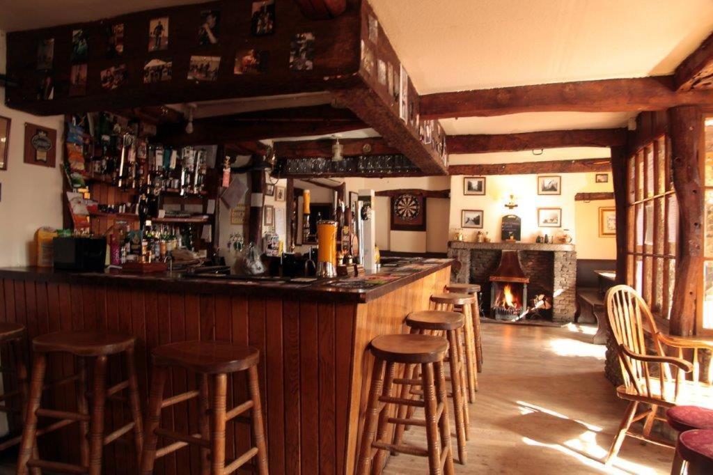 The Sun Inn دينت المظهر الخارجي الصورة